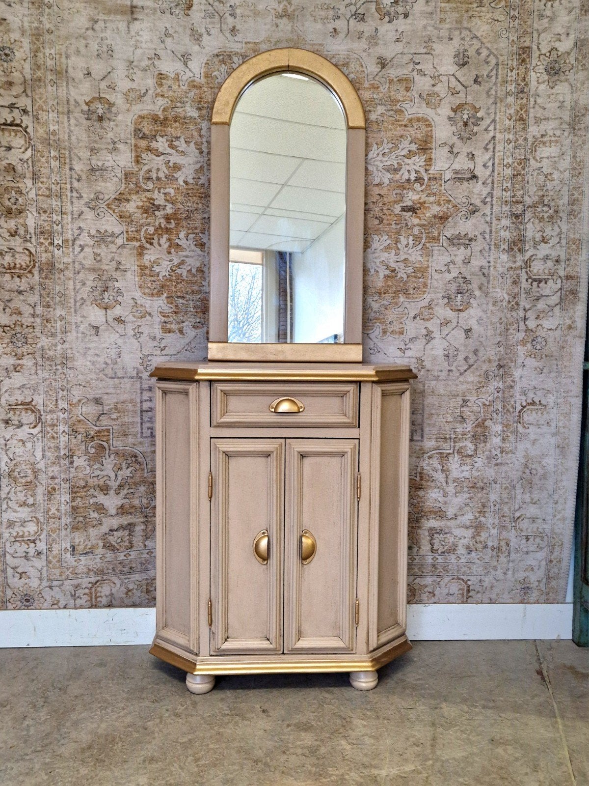 Shabby chic kaptafel met spiegel/ vintage halkastje set, Donyavimin@gmail.com, Mina Donyavi Meubels, Zo goed als nieuw, 5363st
