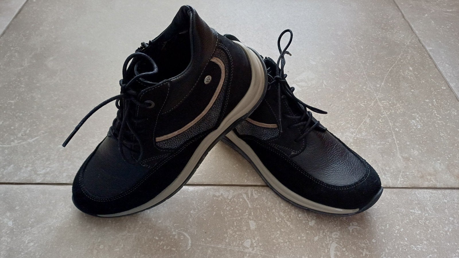 Dames wolky sneaker 39, Kleding | Dames, Schoenen, Wolky, Zwart, Nieuw, Ophalen of Verzenden