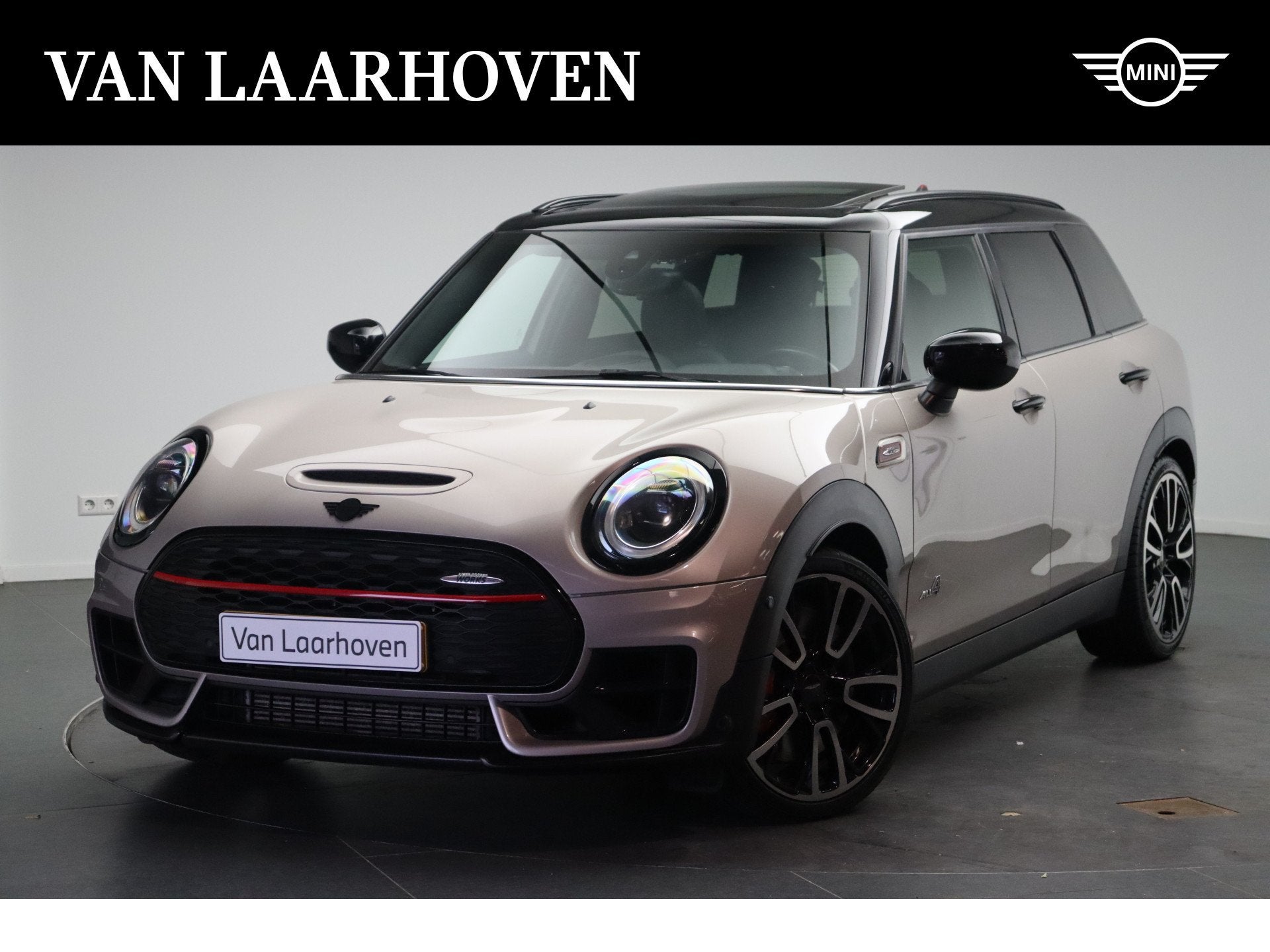 MINI Clubman JCW ALL4 Automaat / Panoramadak / Comfortstoele, Auto's, 15 km/l, Gebruikt, 4 cilinders, Vierwielaandrijving