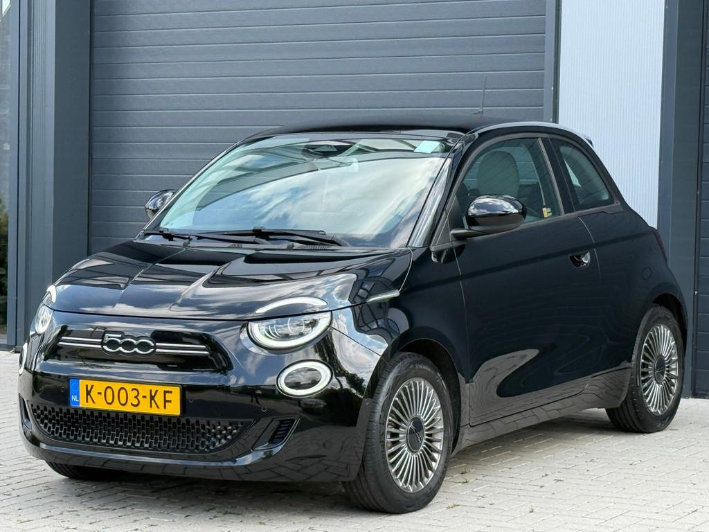 Fiat 500 Icon 42 kWh / 1e Eig / Grote Accu / 92 SOH / NAP KM, Auto's, Gebruikt, 4 stoelen, Zwart, Origineel Nederlands