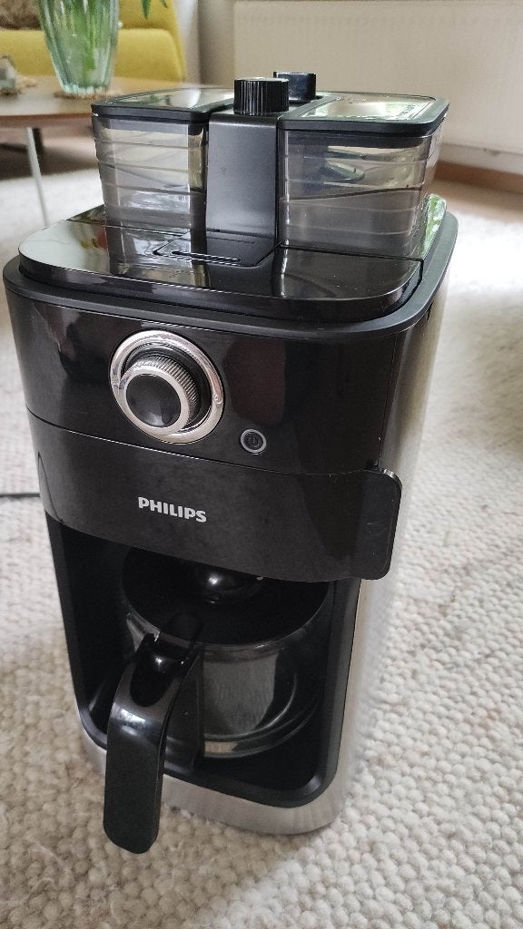 Philips Grind & Brew koffiezetapparaat TWEE bonenreservoirs, Witgoed en Apparatuur, Koffiezetapparaten, Ophalen, 10 kopjes of meer