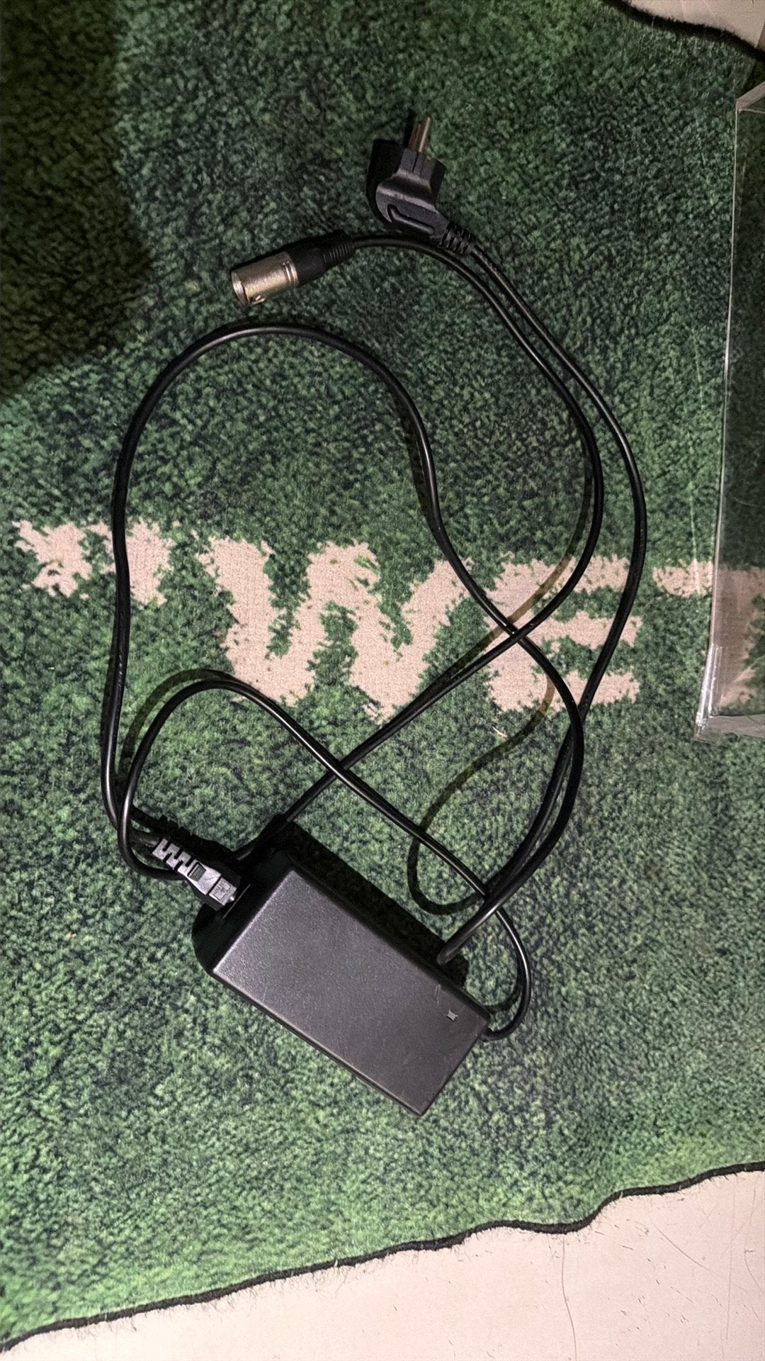 Qwic fiets accu oplader, Verzenden, Zo goed als nieuw