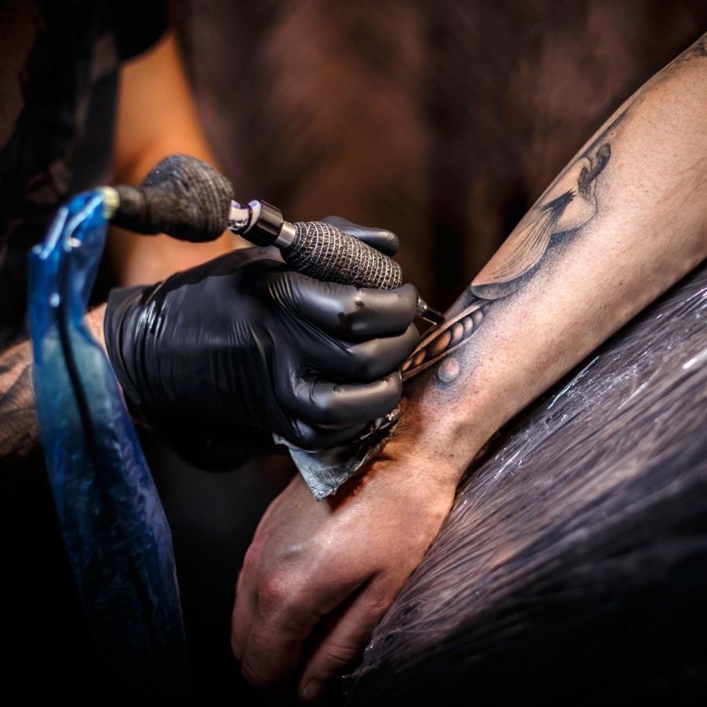 Tattoo artist Amsterdam? Klickie kent de beste artiesten, Diensten en Vakmensen, Welzijn | Overige