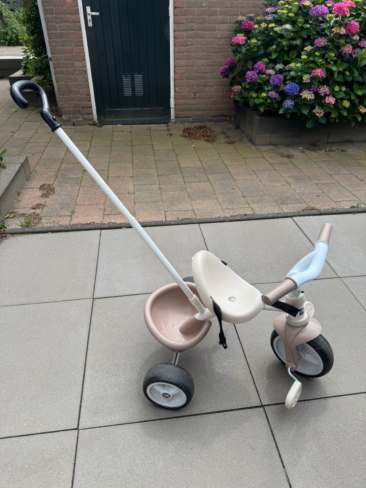 Driewieler be moove smoby, Ophalen, Zo goed als nieuw