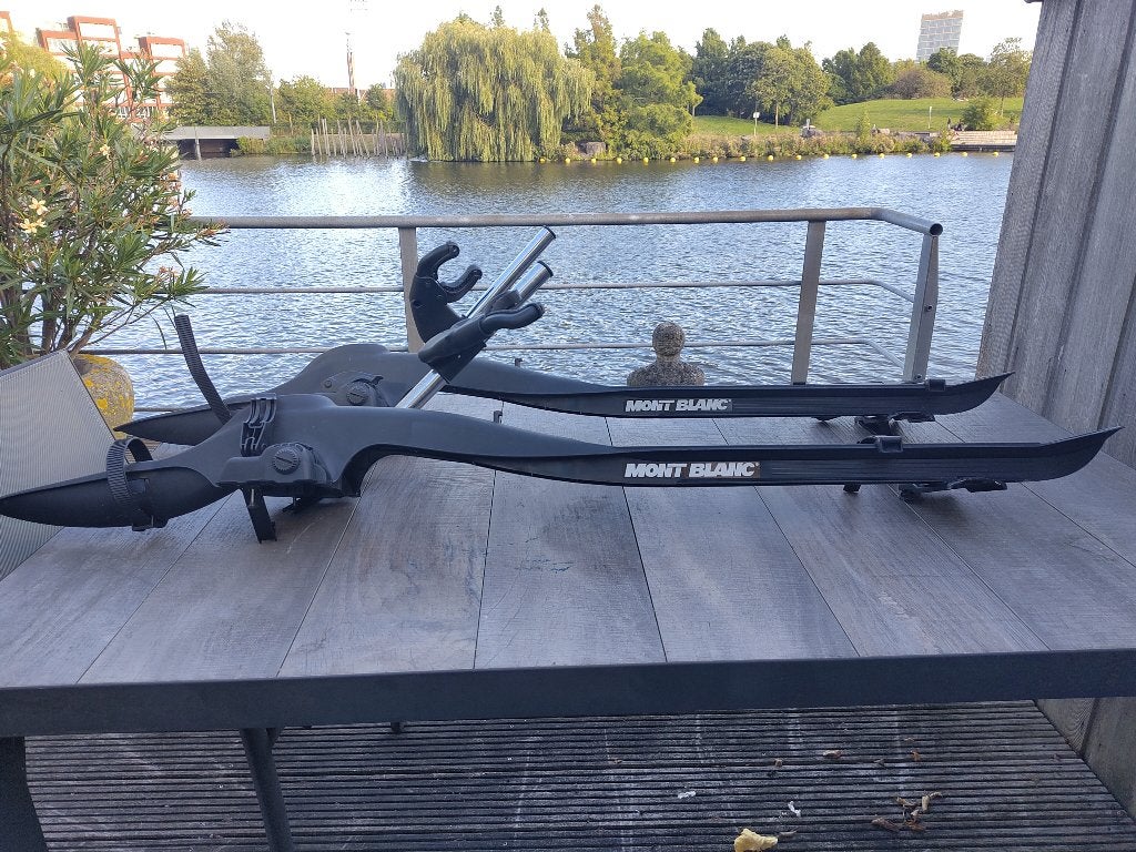Set Mont Blanc Barracuda 529 fietsendragers (dakmontage), Auto diversen, Ophalen, 2 fietsen, Gebruikt, Dakdrager