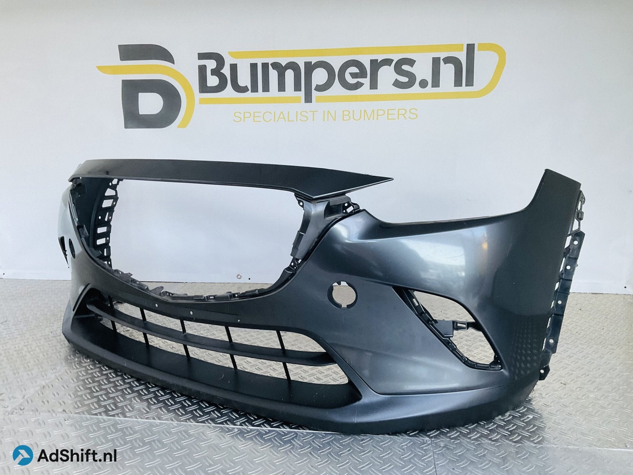 Bumper Mazda CX3 2015-2019 Voorbumper 2-B10-13121z, Auto-onderdelen, Bumper