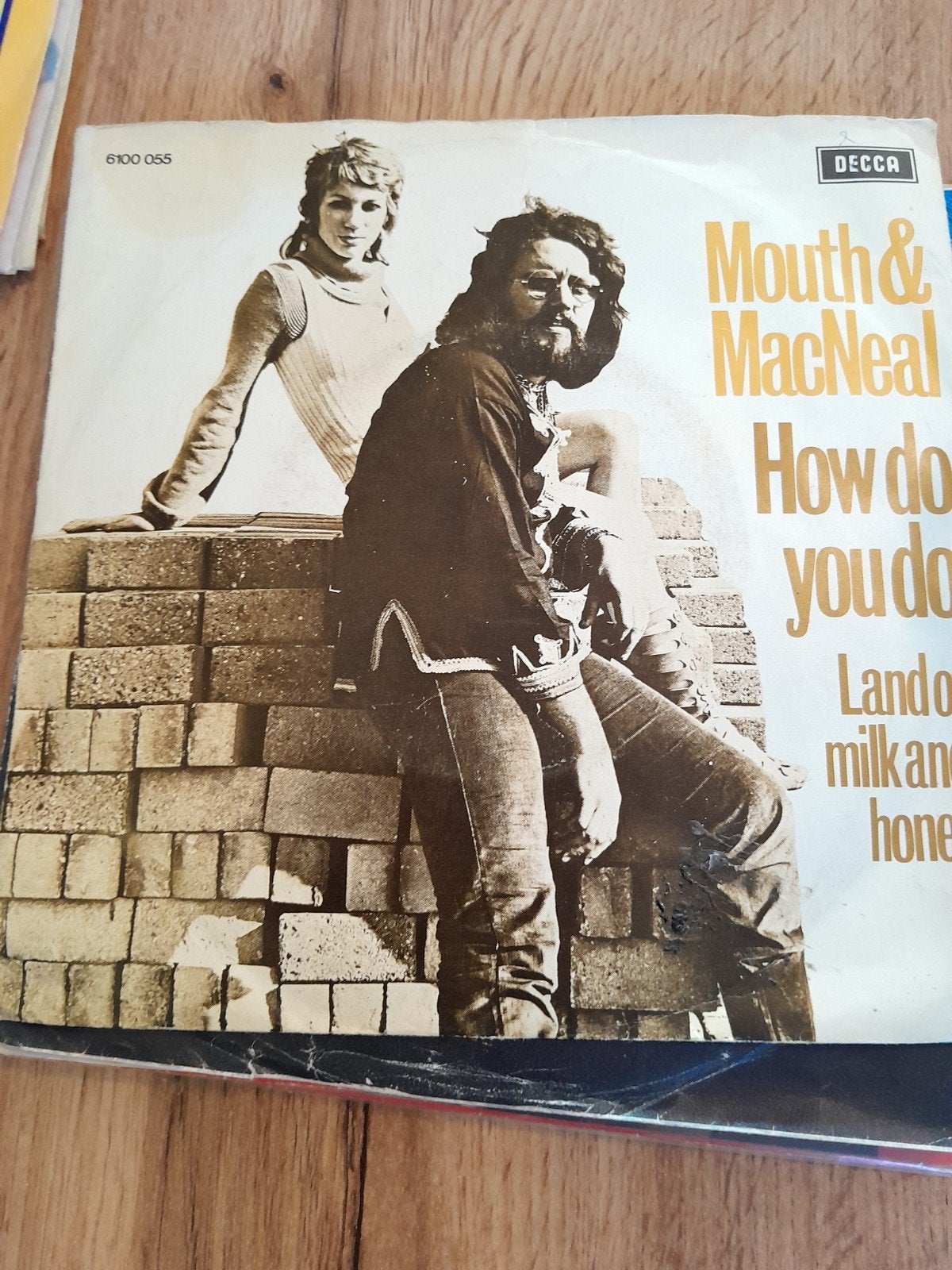 Mouth & macneal 7inch how do you do, Ophalen of Verzenden, Zo goed als nieuw, Pop