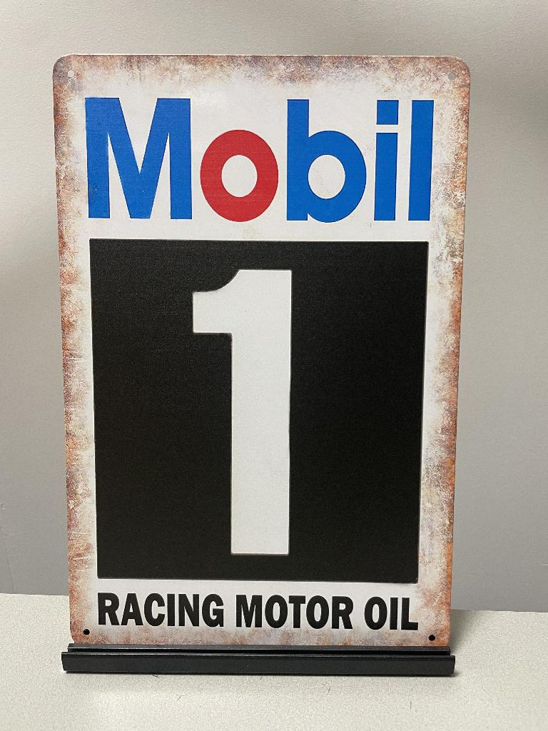Mobil 1 metalen reclamebord / wandbord (Old Look), Verzamelen, Merken en Reclamevoorwerpen, Www.pand50.nl, Reclamebord, Nieuw