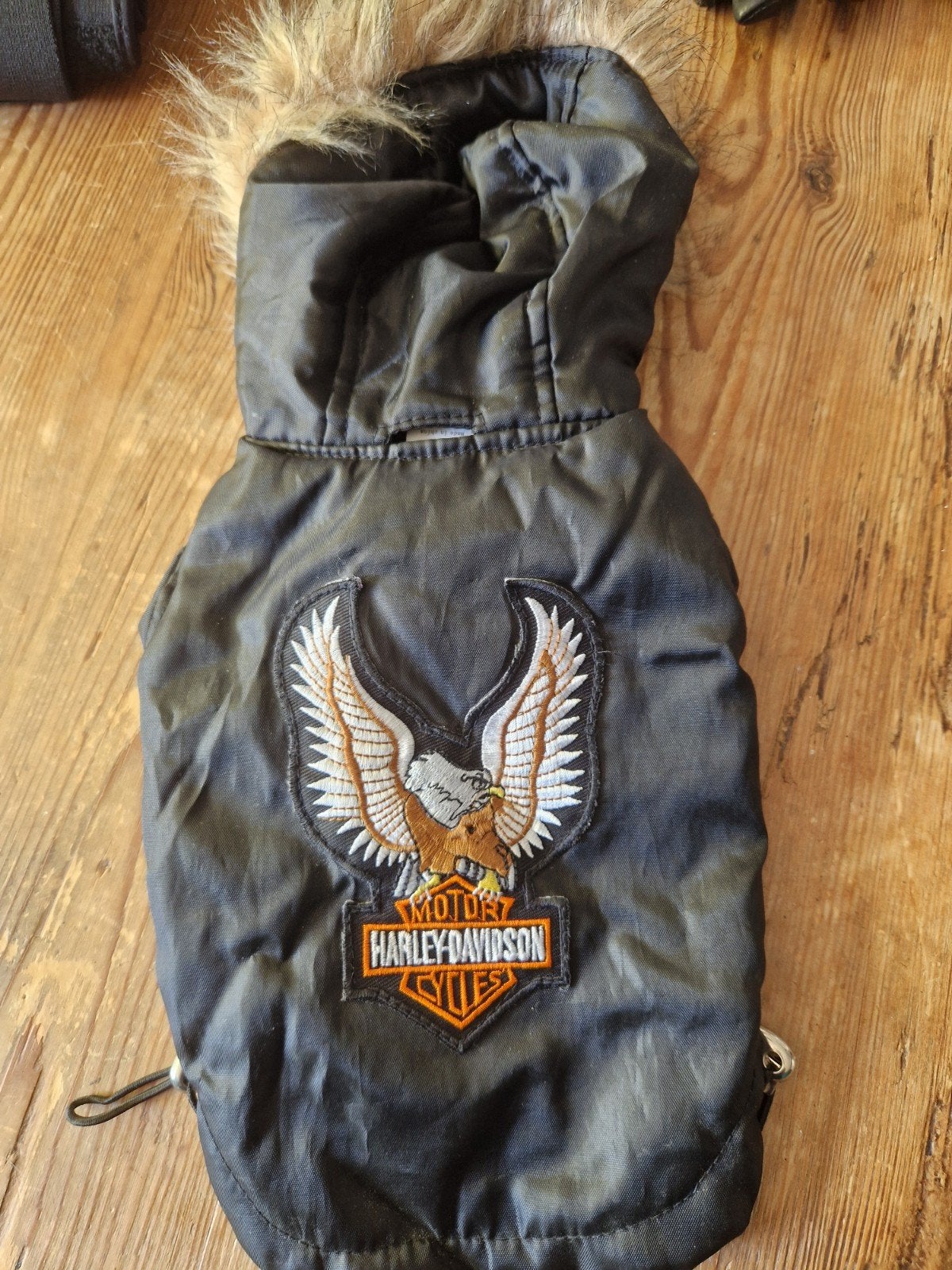 Harley Davidson hondenjasje, Ophalen of Verzenden, Zo goed als nieuw, Hondenjas