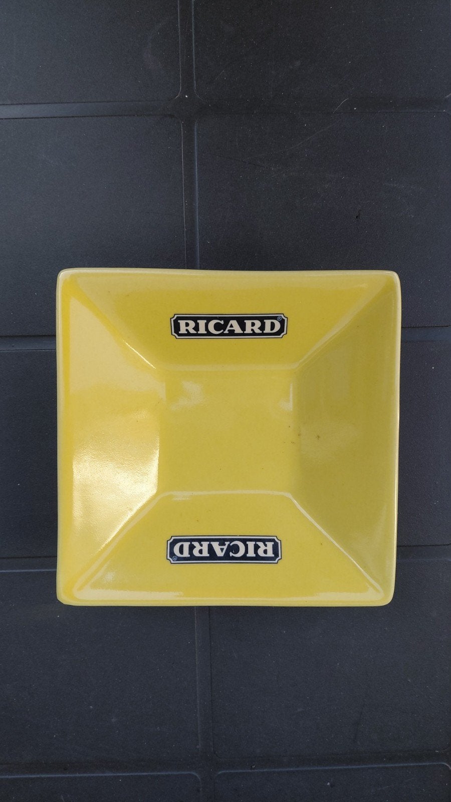 Vintage Ricard Asbak - Geel Keramiek, Verzamelen, Ophalen of Verzenden, Gebruikt