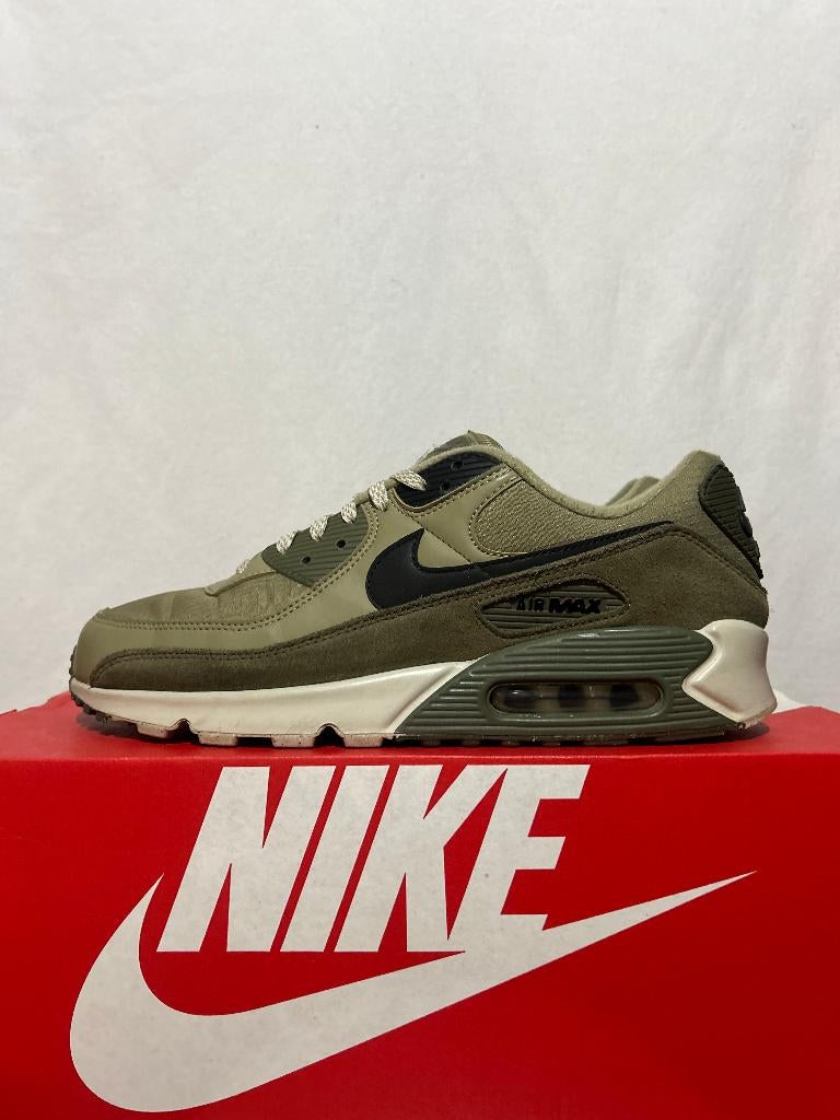 ALS NIEUW! Maat 45,5 - Nike Air Max 90 Neutral Olive