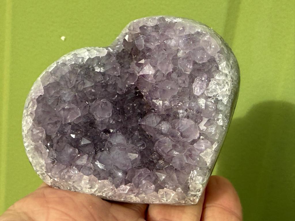 Amethist Agaat hart mineralen, Verzamelen, Mineralen en Fossielen, Ophalen of Verzenden, Mineraal