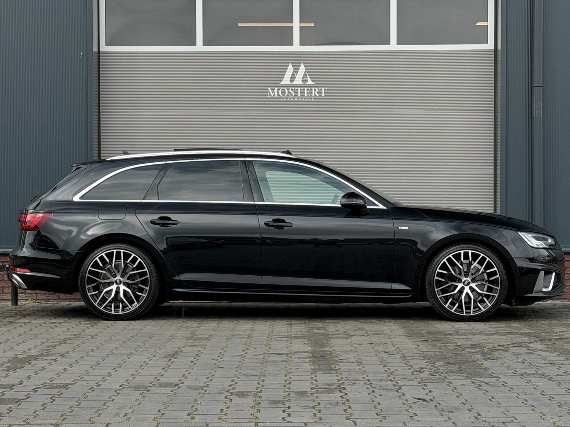 Audi A4 Avant 35 TFSI/150pk Sport S line edition|2019|NAP|Pa, Auto's, Gebruikt, 4 cilinders, Zwart, Origineel Nederlands
