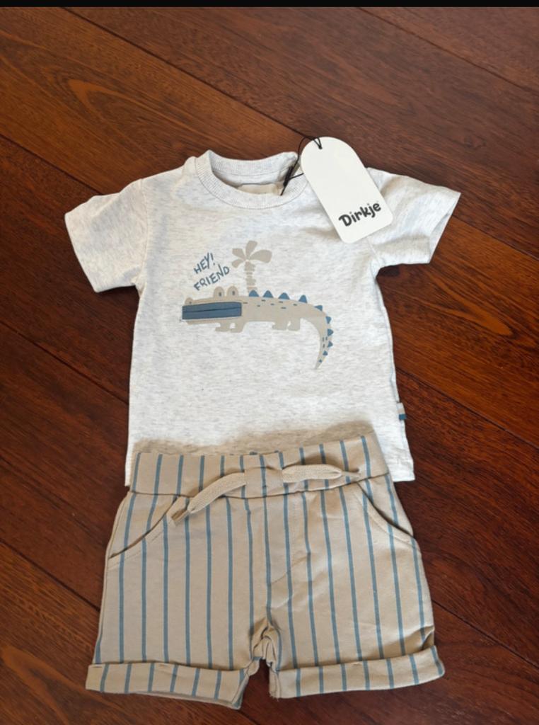Dirkje jongens Setje shirt en short maat 68 (advr 174), Kinderen en Baby's, Babykleding | Maat 68, Dirkje, Nieuw, Ophalen of Verzenden