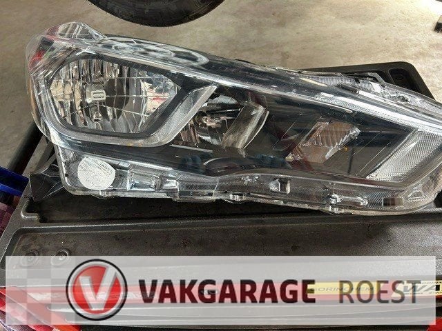 Koplamp rechts Nissan Micra, Auto-onderdelen, Gebruikt, -, -, Ophalen of Verzenden