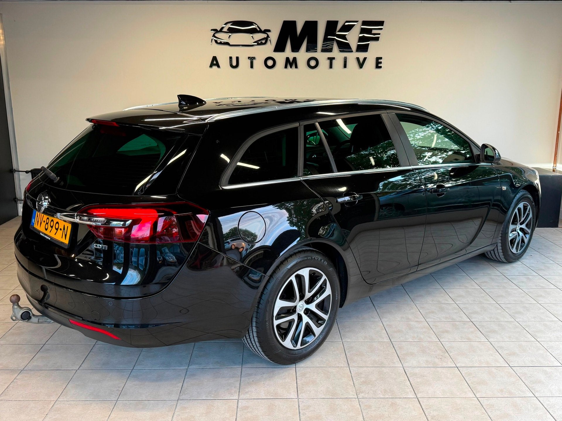 Opel Insignia Sports Tourer 1.6 CDTI EcoFLEX Business+ FULL!, Auto's, Voorwielaandrijving, Gebruikt, Euro 6, 4 cilinders
