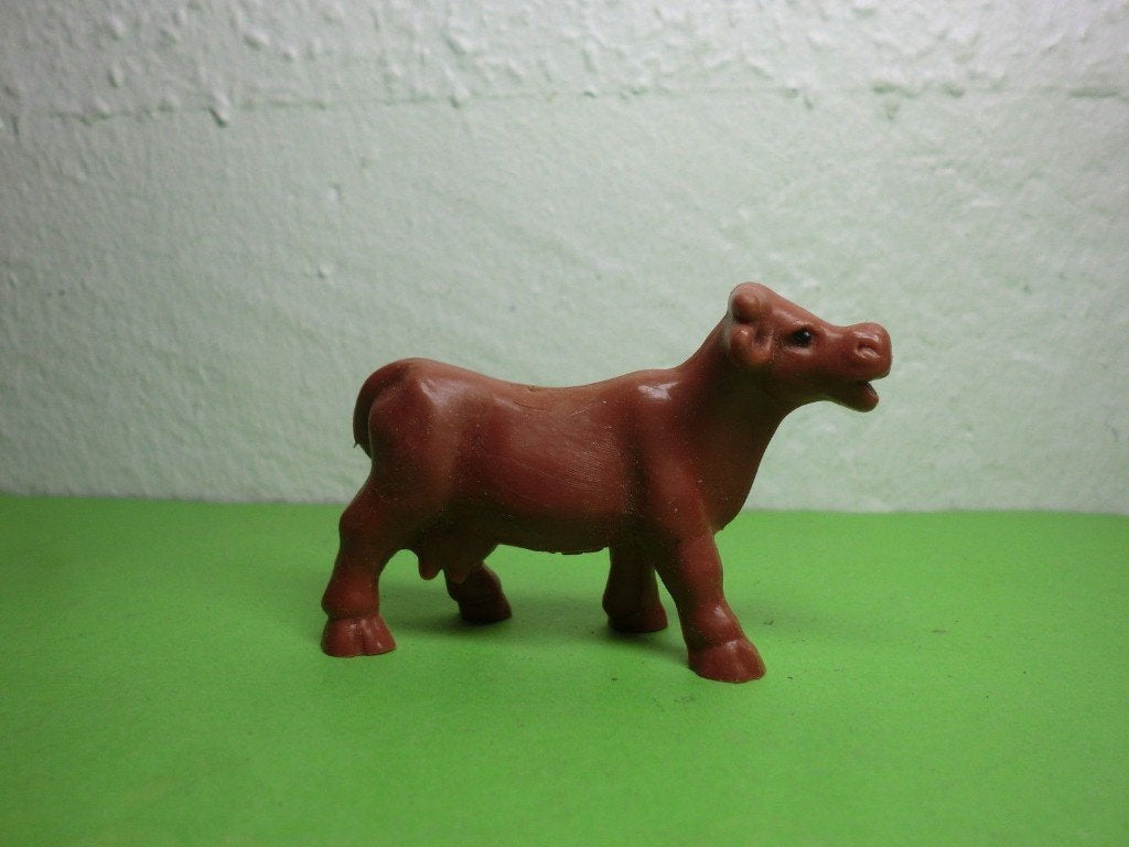 Schleich classic koe gemaakt voor de fa Caro, Verzamelen, Dierenverzamelingen, Verzenden, Boerderijdier, Beeldje of Figuurtje