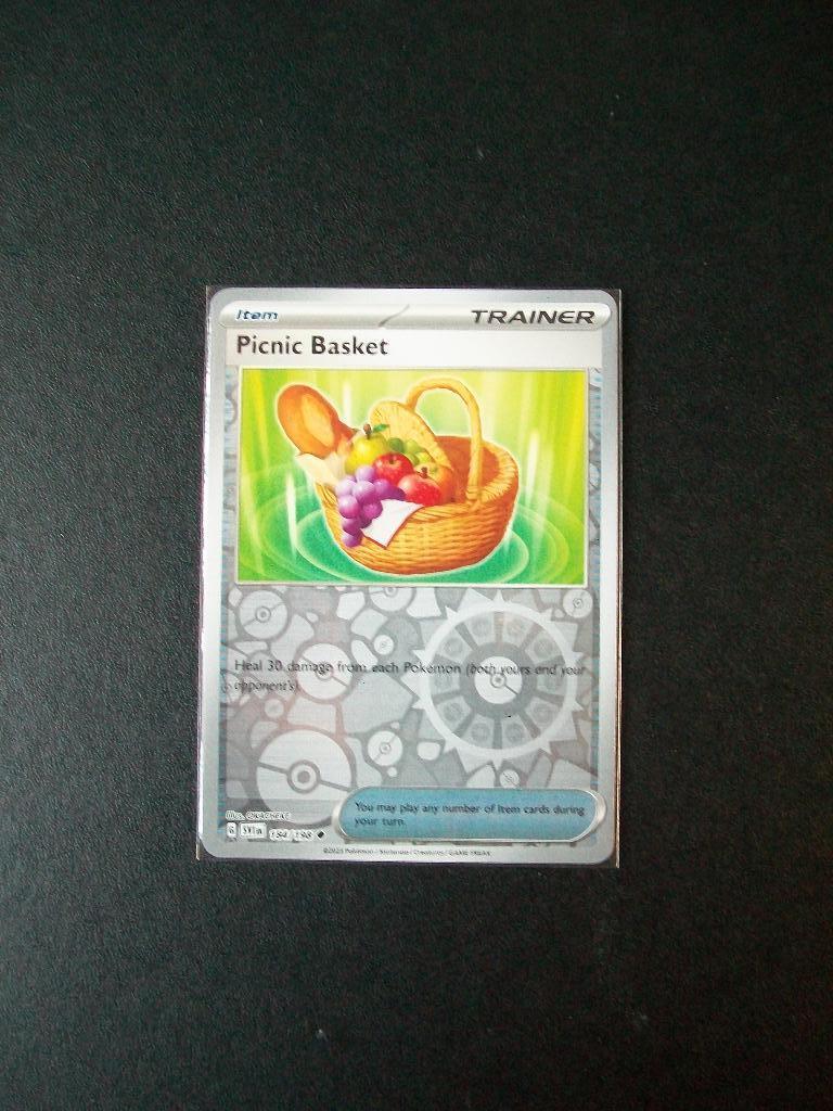8968. Nieuwe Pokemon Kaart holofoil PICNIC BASKET (184/198), Verzenden, Nieuw, Losse kaart, Foil