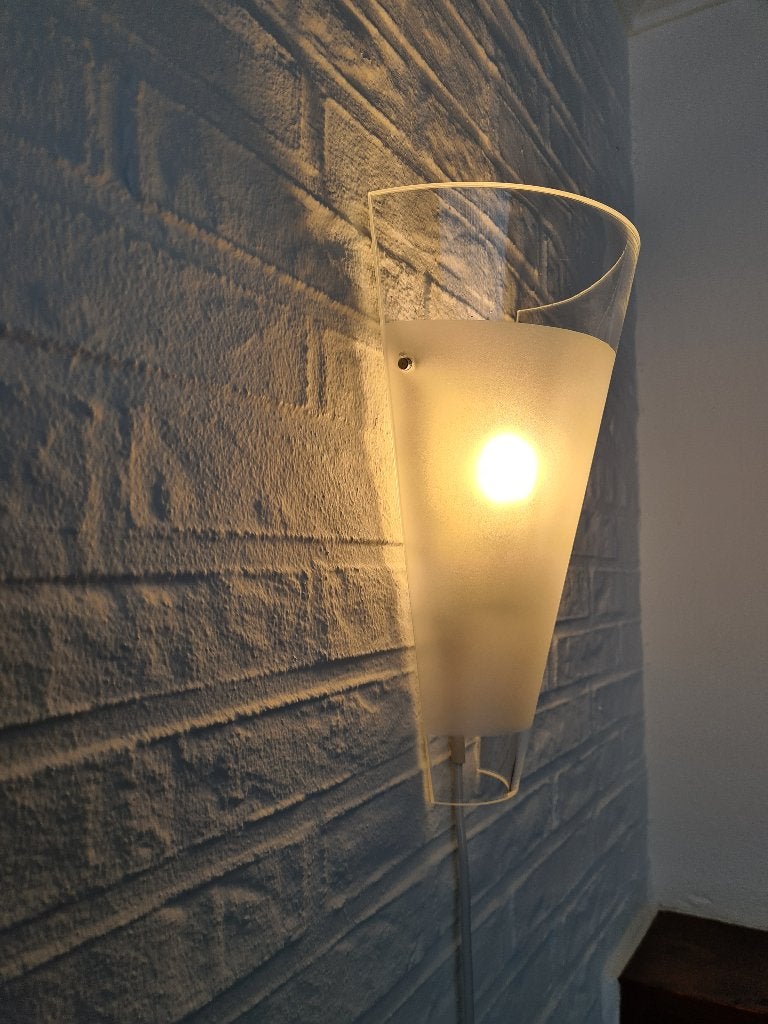 2 moderne wandlampen. Als nieuw., Ophalen, Met snoer/stekker, Wandlamp, Glas