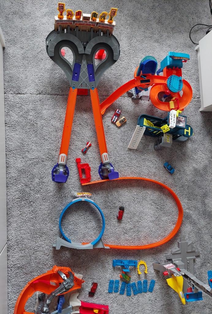 Hot wheels racebanen, Kinderen en Baby's, Speelgoed | Racebanen, Ophalen of Verzenden, Zo goed als nieuw, Handmatig, Hot Wheels
