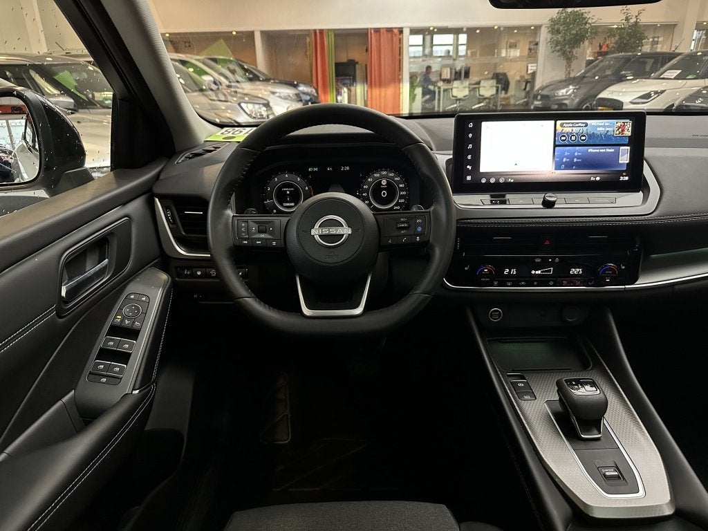 Nissan QASHQAI 1.3 MHEV X N-Connect [ STUUR VERWARMING I ELE, Auto's, Automaat, 12 maanden, Stof, Wit