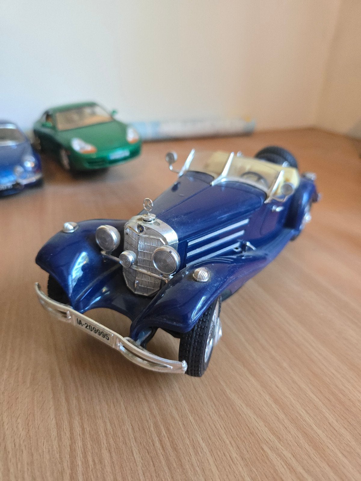 Burago Mercedes Benz 500 K Roadster (1936) modelauto, Ophalen of Verzenden, Zo goed als nieuw, Overige typen