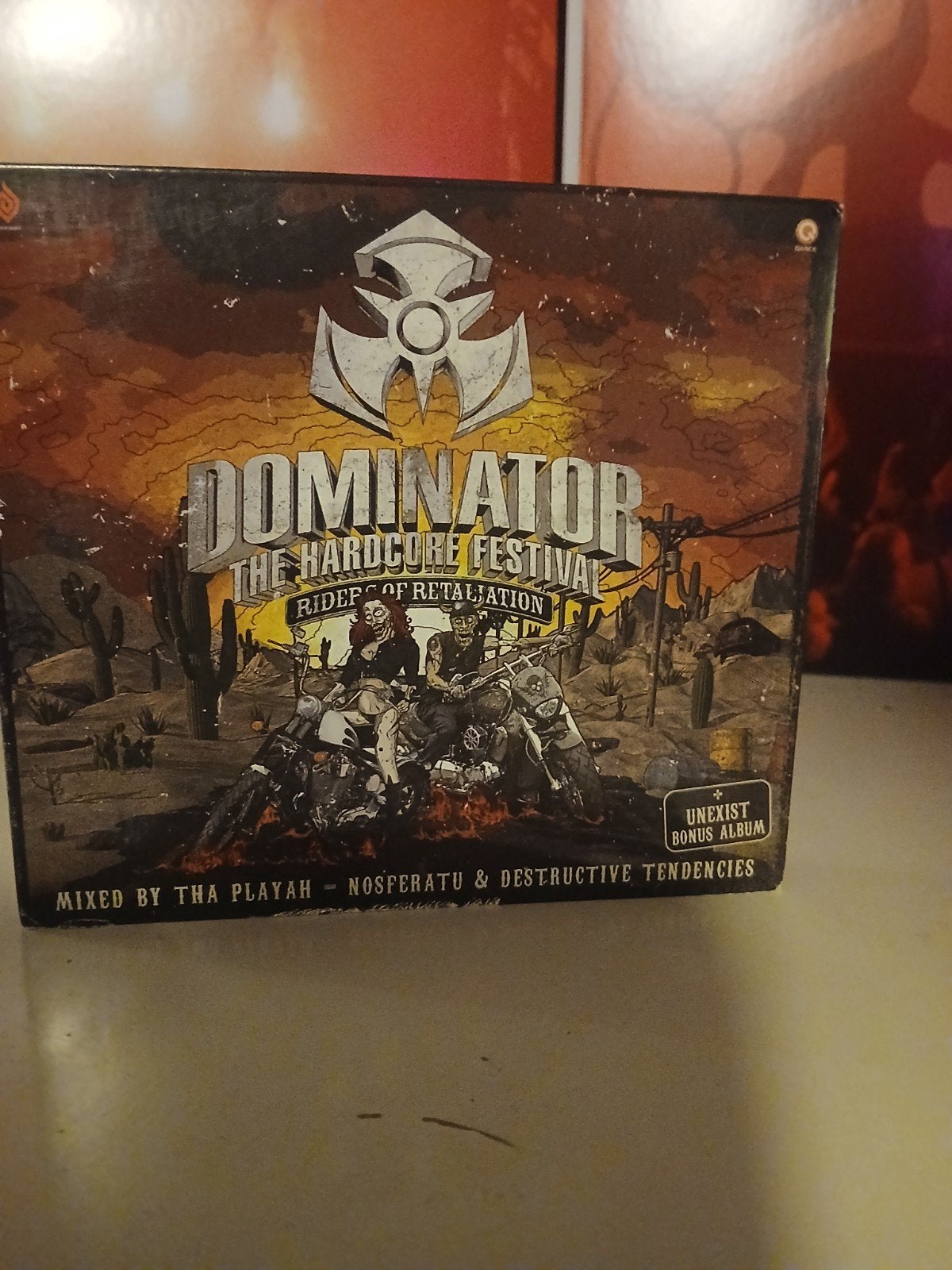Dominator 2015, Ophalen of Verzenden, Zo goed als nieuw