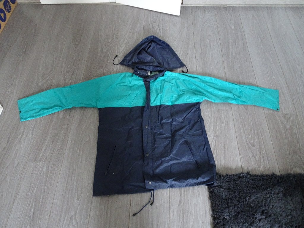 Avento Regenjas Mt M Blauw Groen Perfect vr Fietsen Wandelen, Ophalen of Verzenden, Zo goed als nieuw, Regenjas, Heren