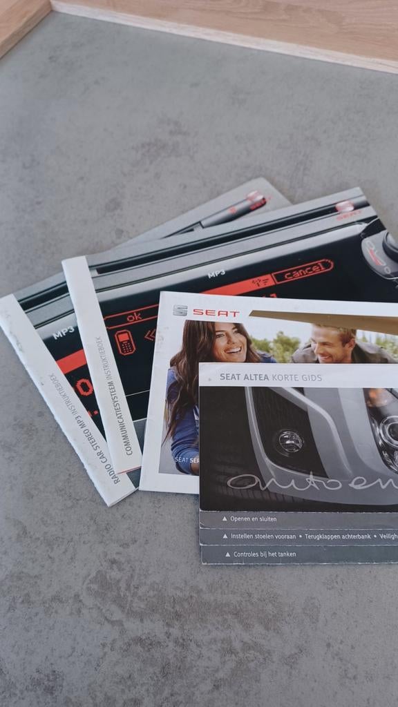 Seat altea instructie boekje., Auto diversen, Handleidingen en Instructieboekjes, Ophalen of Verzenden