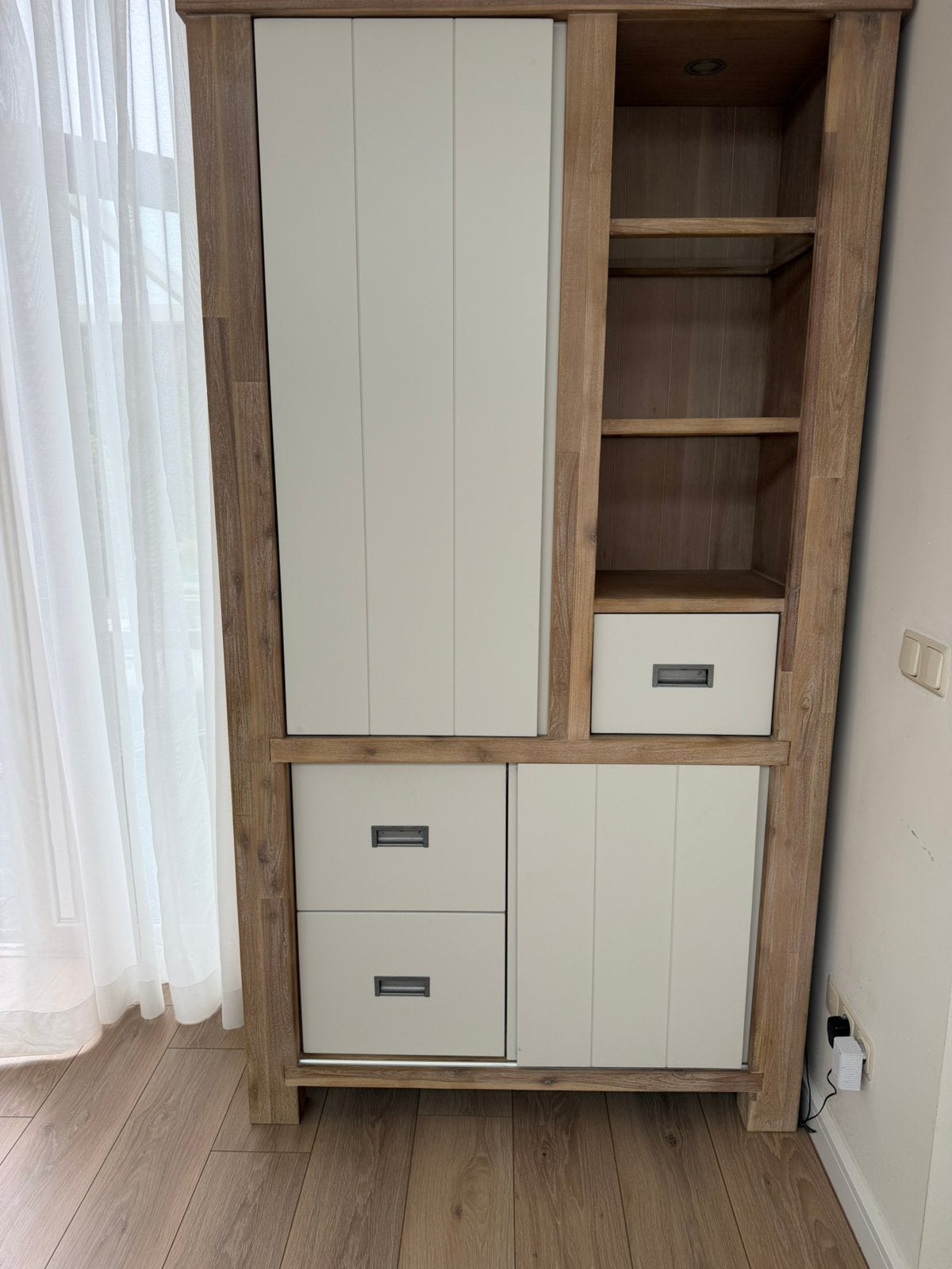 Henders en Hazel Istrana kast, Huis en Inrichting, Zo goed als nieuw, Minder dan 100 cm, 25 tot 50 cm, 50 tot 100 cm