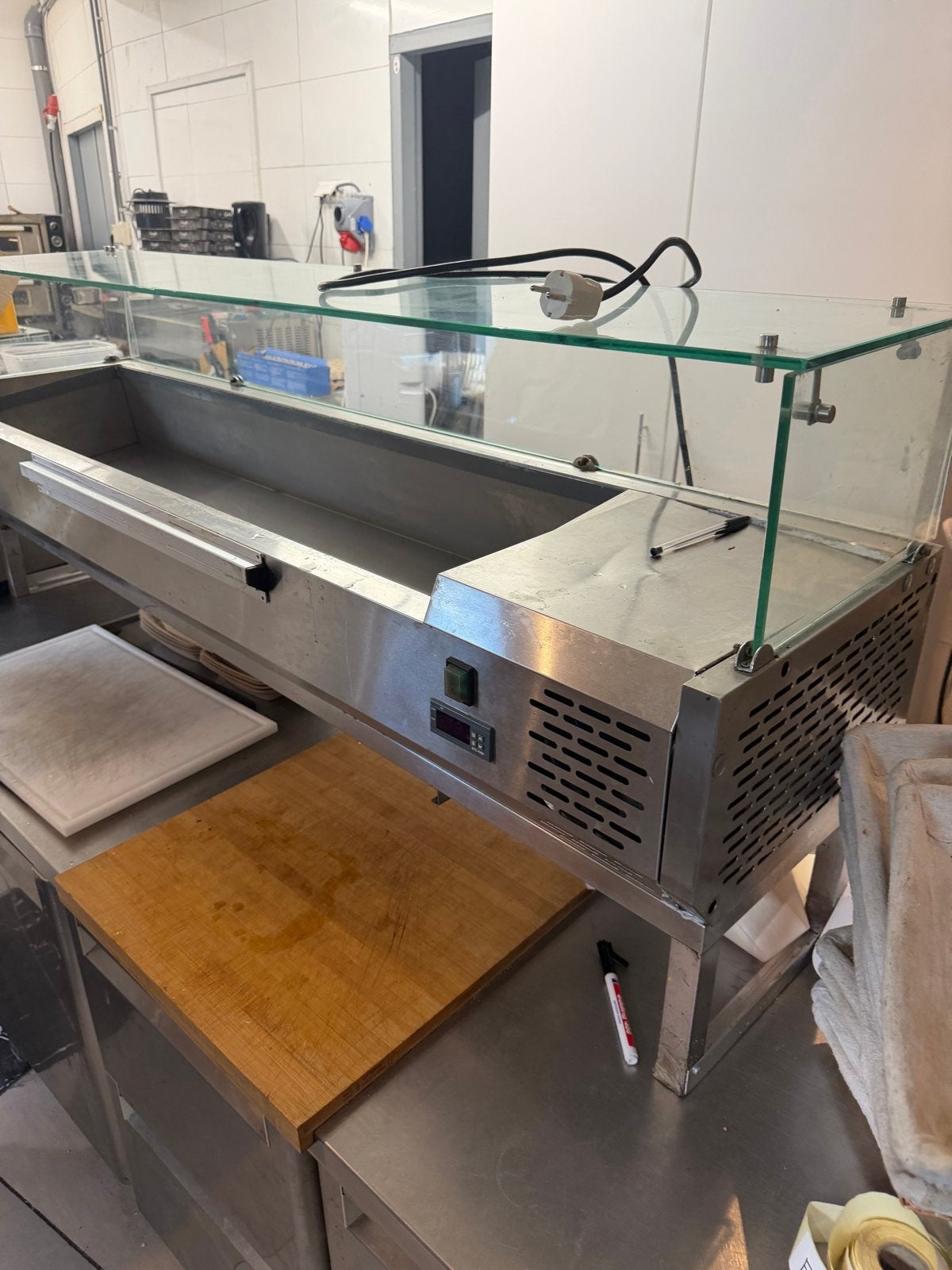 gekoelde opzetvitrine 1.20m voor koude bakjes horeca, Ophalen, Gebruikt, Koelen en Vriezen