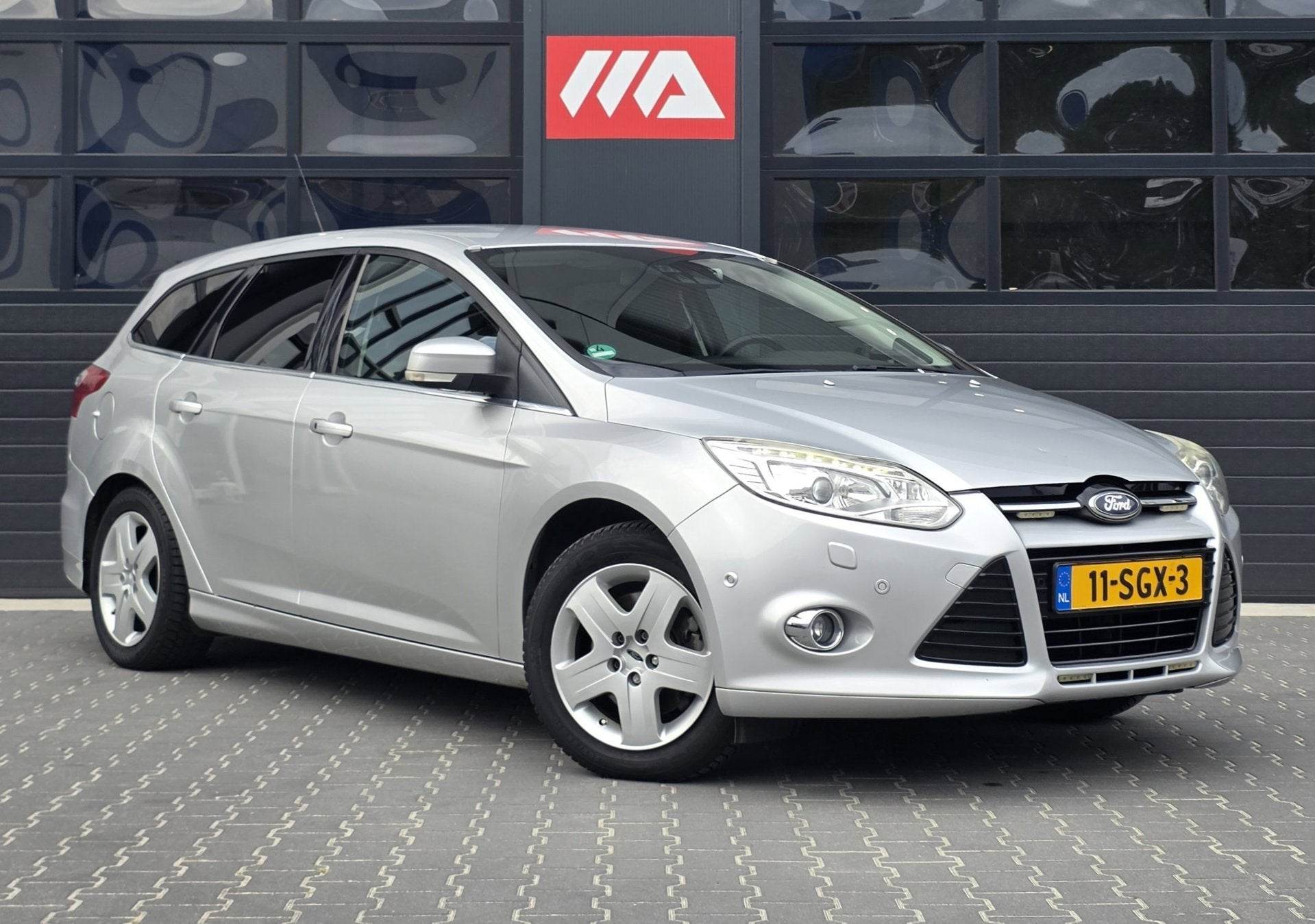 Ford Focus Wagon 1.6 EcoBoost Titanium | SONY | TREKHAAK | S, Gebruikt, Zwart, 4 cilinders, Origineel Nederlands