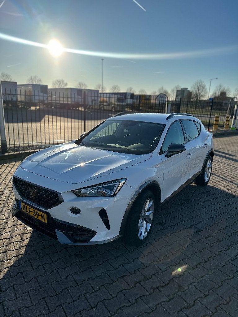 Cupra Formentor SoH 96% E-hybrid Dsg-6 2022 Wit, 4 cilinders, Formentor, Leder en Stof, Wit