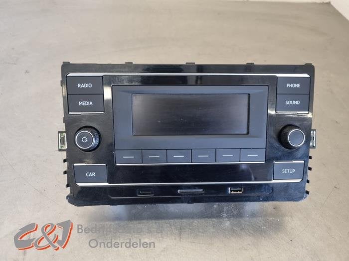 Radio van een Volkswagen Crafter, Gebruikt, -, Volkswagen, -