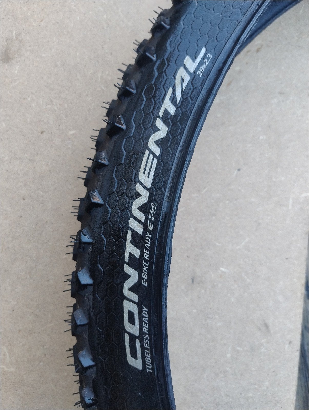 Continental MountainKing vouwband 29x2.3, Fietsen en Brommers, Band, Elektrische fiets, Ophalen of Verzenden, Zo goed als nieuw