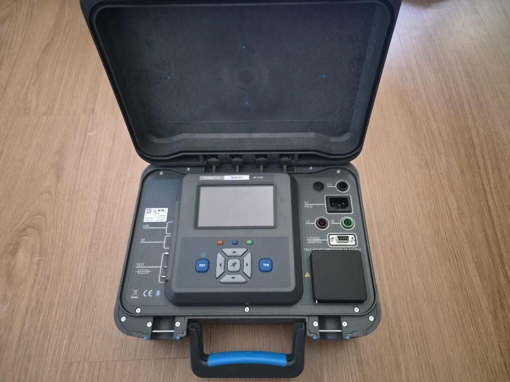 Metrel MI3360 OmegaGT 25A, Doe-het-zelf en Verbouw, Meetapparatuur, Ophalen, Zo goed als nieuw, Elektriciteit