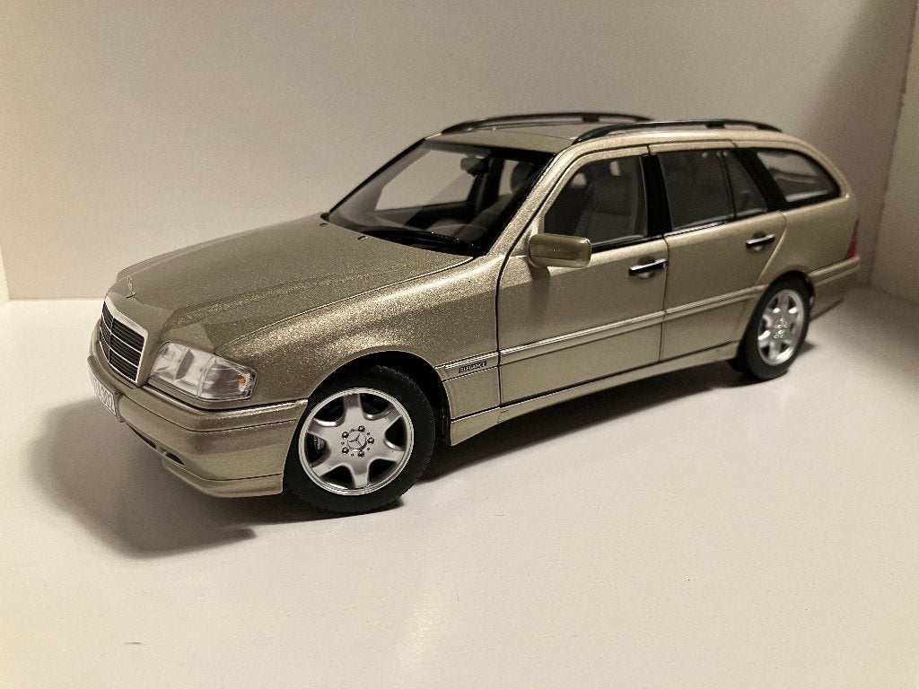 Mercedes-Benz C-Class T-Model (s202) 1997  1/18 Norev, Hobby en Vrije tijd, Ophalen of Verzenden, Auto, Norev