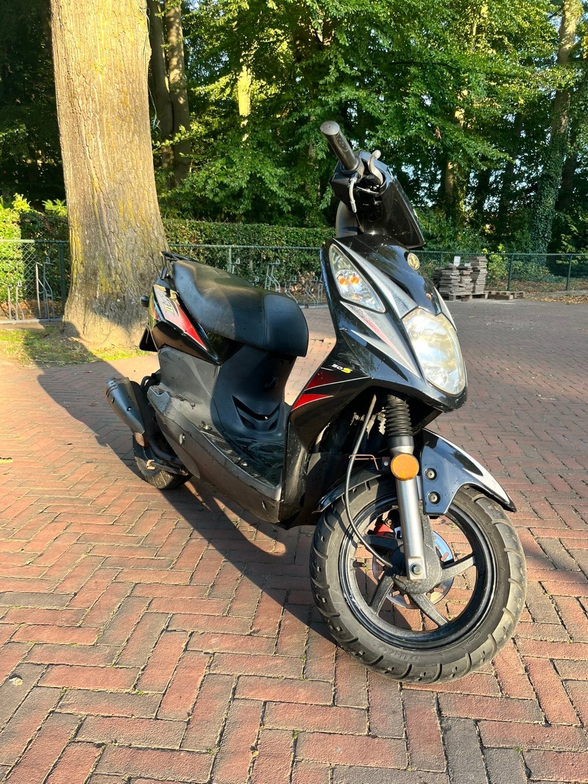 Sym orbit 50cc brom, Fietsen en Brommers, Ophalen, Maximaal 45 km/u, Zo goed als nieuw, Benzine