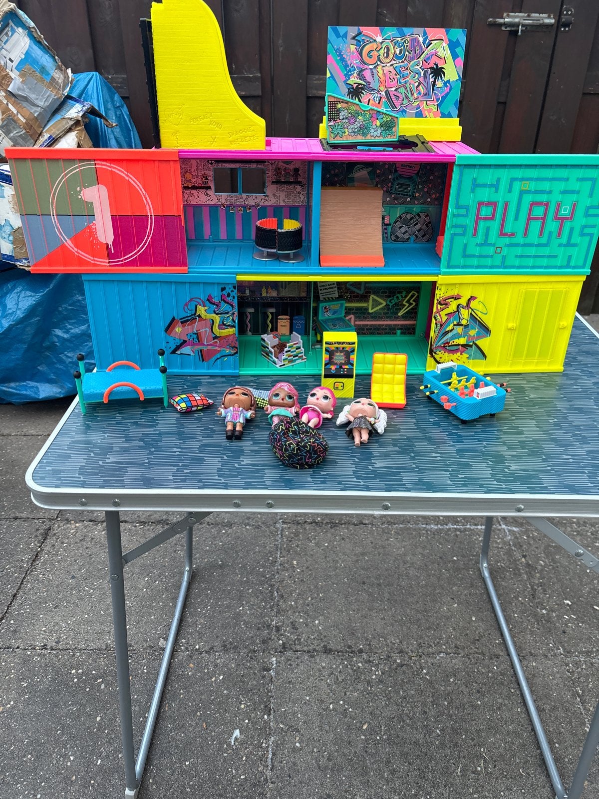 LOL Speelhuis met poppen en accessoires, Ophalen, Gebruikt, Meisje