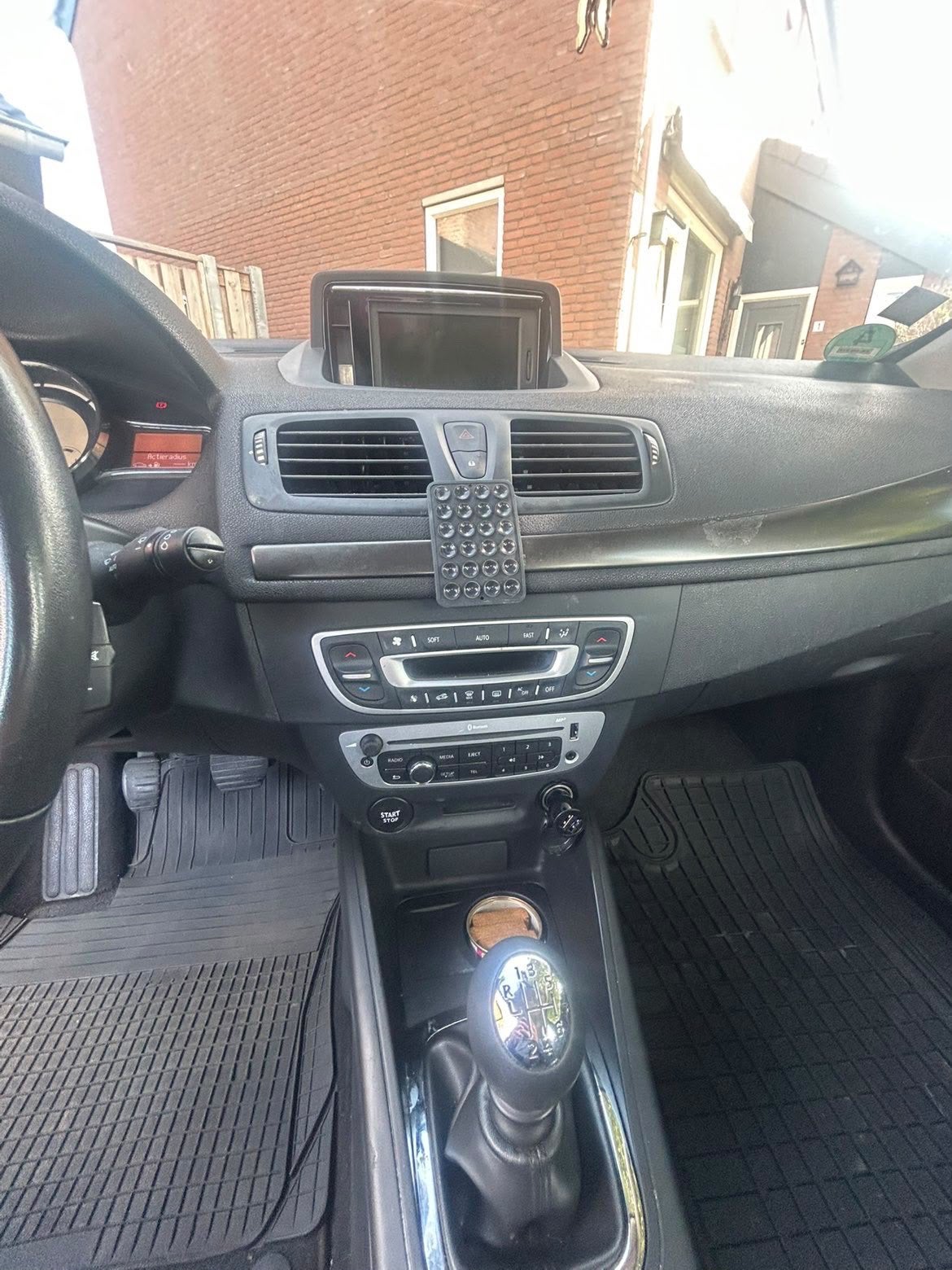 Foto 6 van Renault Mégane 1.2 TCE 85KW Energy HB 2014 Zwart
