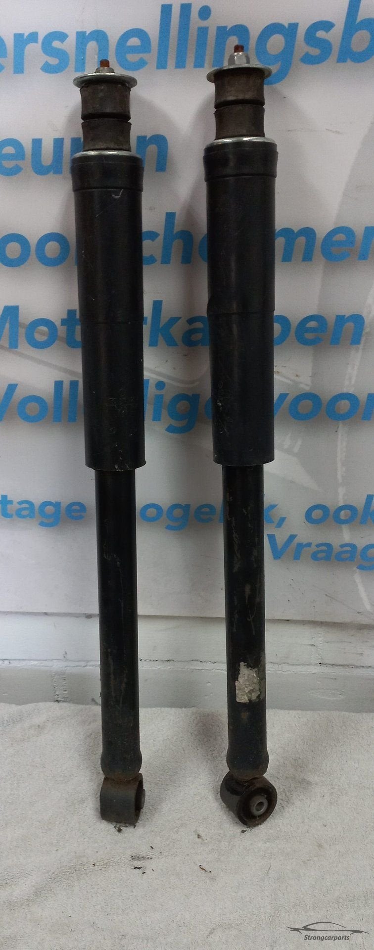VW Up schokdemper schokbreker links of rechts achter., Auto-onderdelen, Ophanging en Onderstel, Gebruikt, -, Volkswagen, -