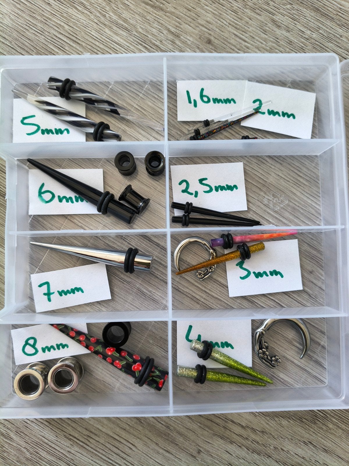 Piercing set: stretchers en tunnels (1.6mm - 8mm), Ophalen of Verzenden, Gebruikt, Staal, Oor- of Traguspiercing