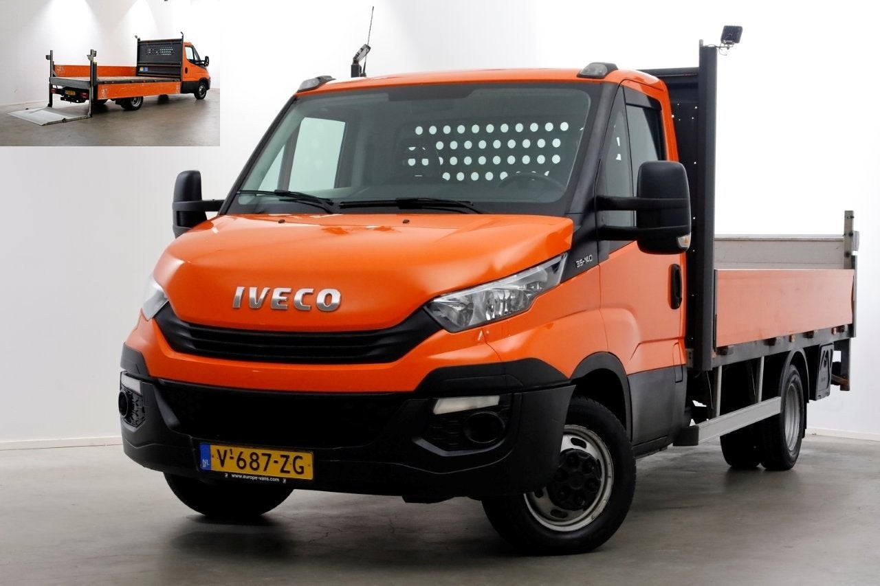 Iveco Daily 35C14 136pk E6 Open Laadbak met laadklep en trek, Elektrische ramen, Dealer onderhouden, Gebruikt, Euro 6