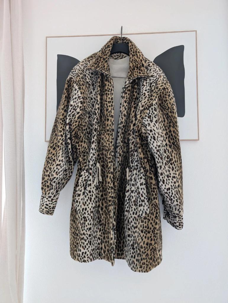 Vintage panterprint jas Carolean maat M Y2K leopard, Kleding | Dames, Ophalen of Verzenden, Zo goed als nieuw, Maat 38/40 (M)