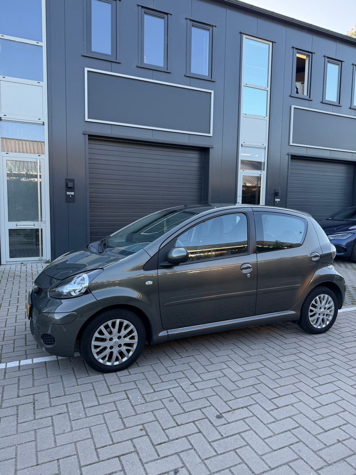 Toyota Aygo 1.0 Vvt-i 5Deurs 2009 Groen Airco Suede stoelen, Voorwielaandrijving, 4 stoelen, 68 pk, Origineel Nederlands