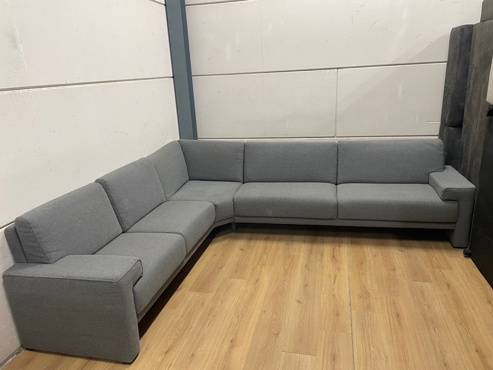 Mooie luxe grijze hoekbank - GEREINIGD!!!, Ophalen, 250 tot 300 cm, Luxe, Hoekbank