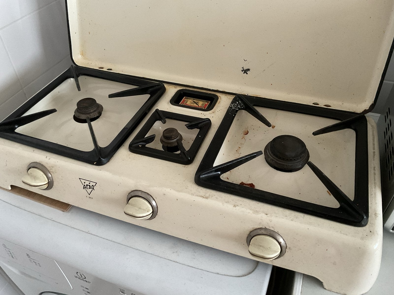 Vintage ATAG gasfornuis met 3 pitten, Witgoed en Apparatuur, Fornuizen, Ophalen, Gebruikt, Minder dan 85 cm, 3 kookzones of minder