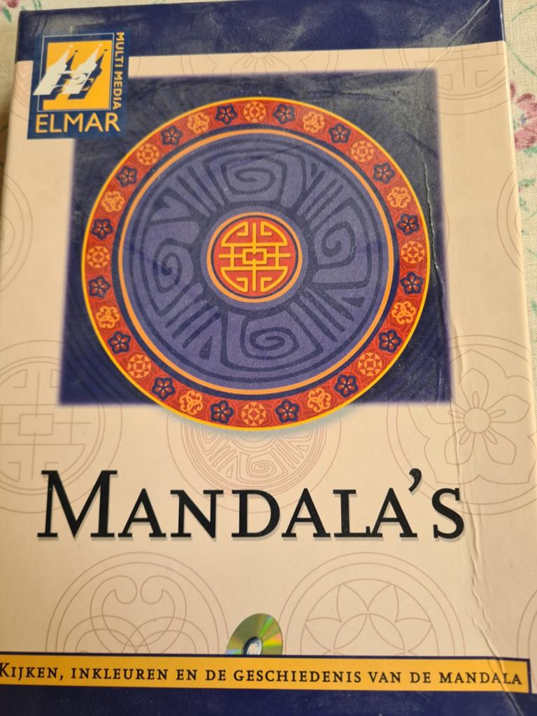 Mandala's CD-ROM: Kijken, Inkleuren en Geschiedenis, Puzzel en Educatief, Gebruikt, 1 speler, Ophalen of Verzenden