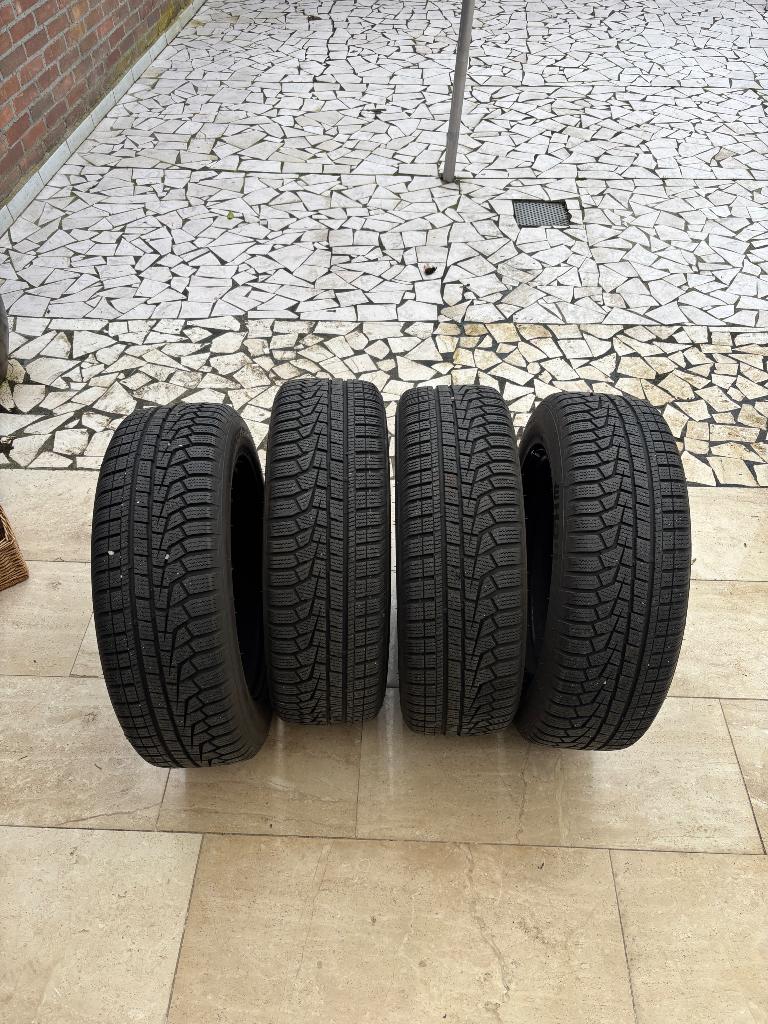 Winterbanden 185/65 R15 Hankook op stalen velg – 4 stuks, Auto-onderdelen, Banden en Velgen, Ophalen, 15 inch, Nieuw, Band(en)