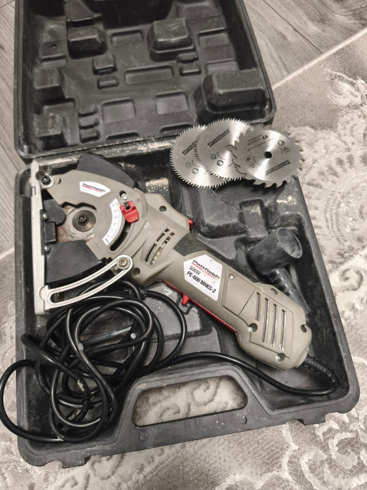 Pattfield invalzaag met laser en accessoires, Minder dan 30 mm, Gebruikt, Invalzaag, Ophalen of Verzenden